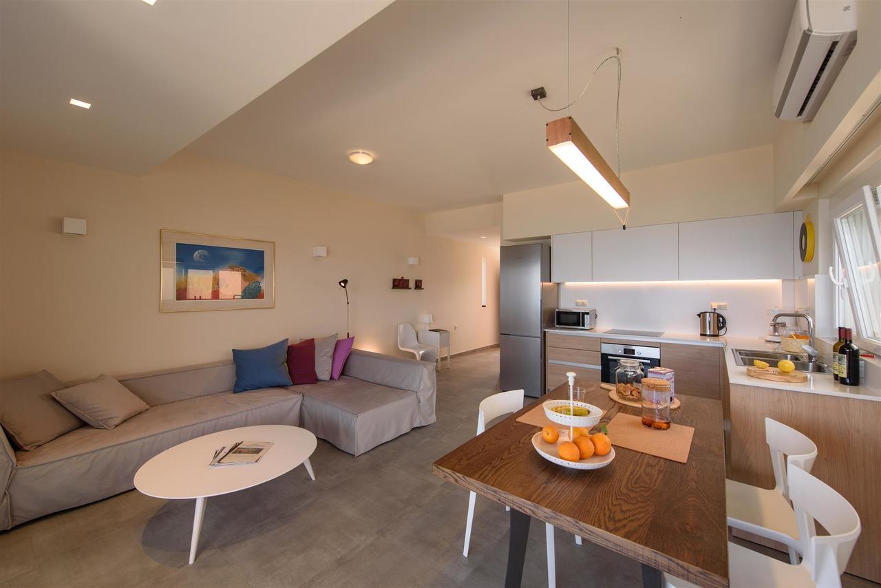 Rodia Beach Suites Кокинос Пиргос Екстериор снимка