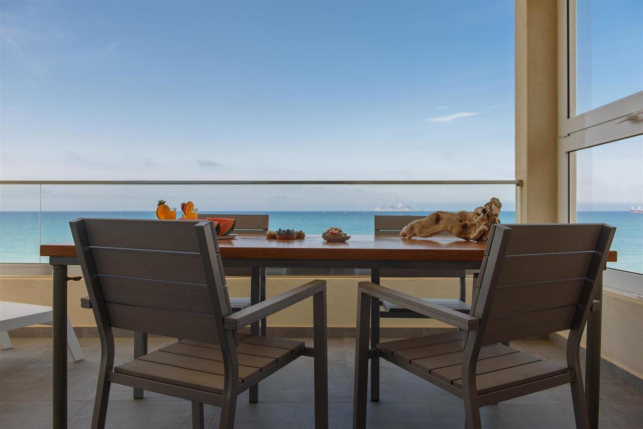 Rodia Beach Suites Кокинос Пиргос Екстериор снимка