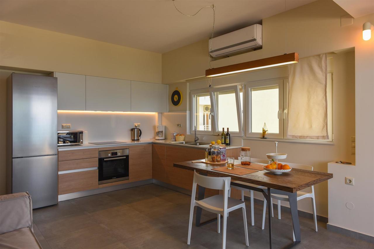 Rodia Beach Suites Кокинос Пиргос Екстериор снимка