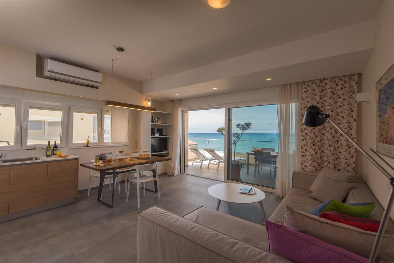 Rodia Beach Suites Кокинос Пиргос Екстериор снимка