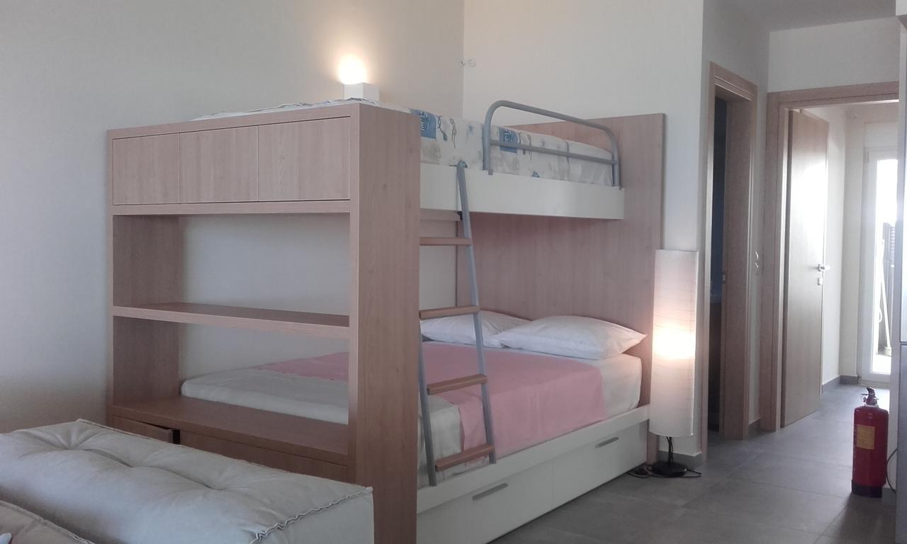 Rodia Beach Suites Кокинос Пиргос Екстериор снимка
