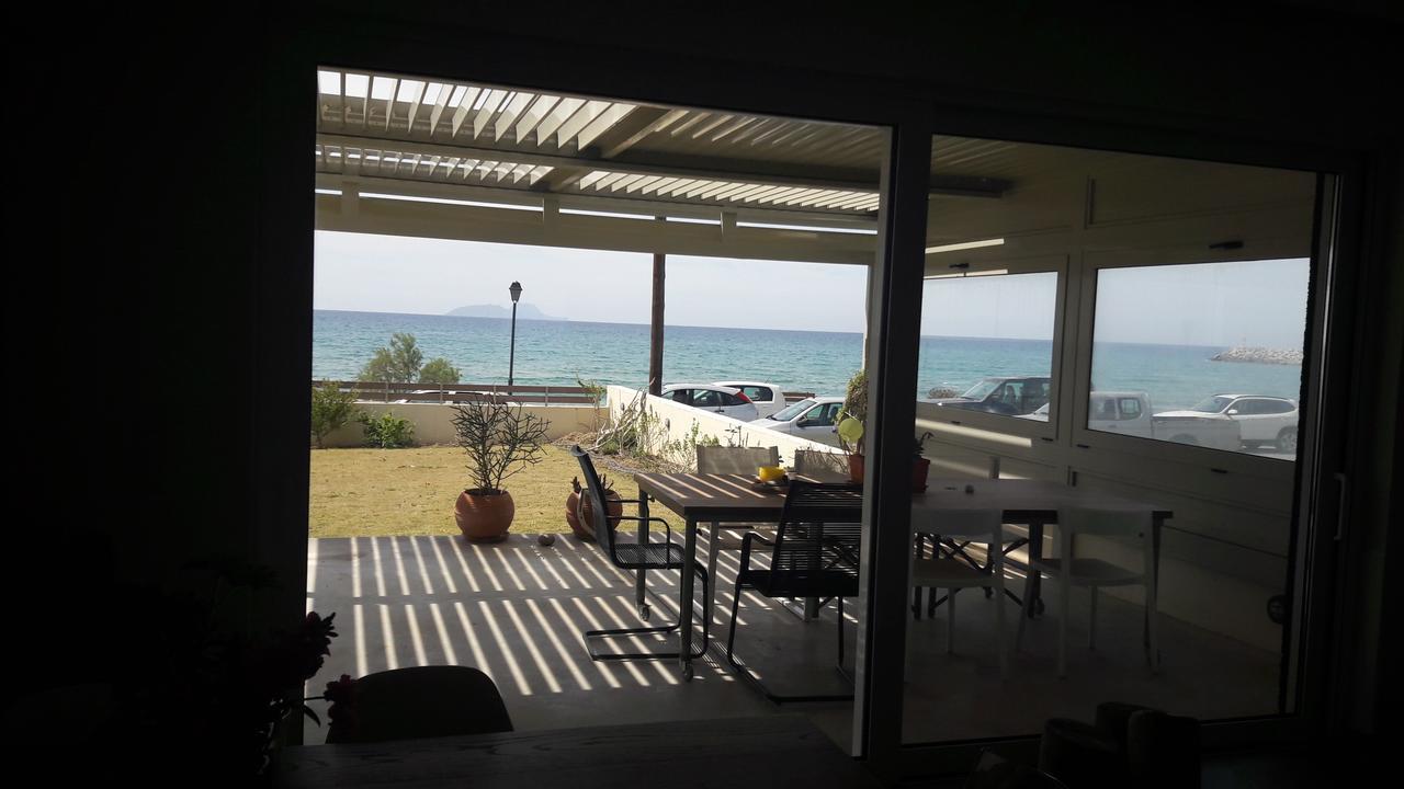 Rodia Beach Suites Кокинос Пиргос Екстериор снимка