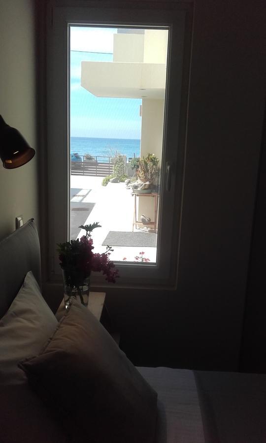 Rodia Beach Suites Кокинос Пиргос Екстериор снимка