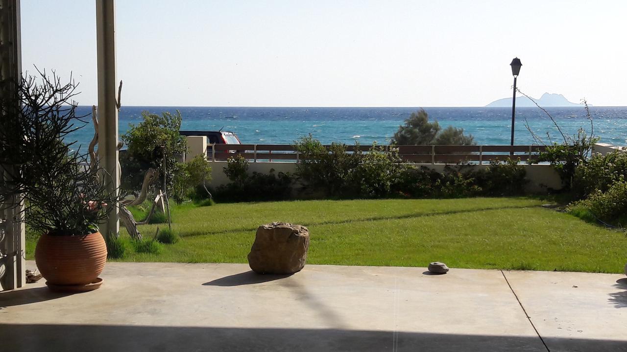 Rodia Beach Suites Кокинос Пиргос Екстериор снимка